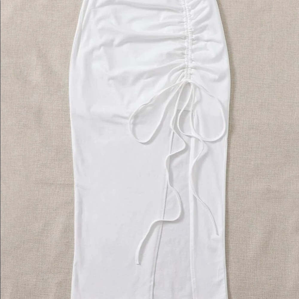 Bundle 3 for $15 🍁 White drawstring slit midi skirt